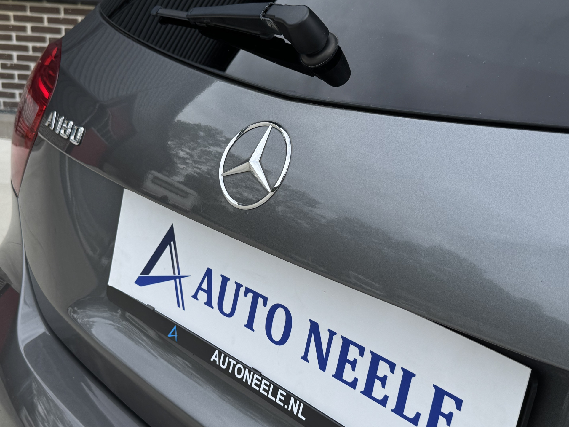 Mercedes-Benz A-Klasse 180 AMG Night Edition Plus