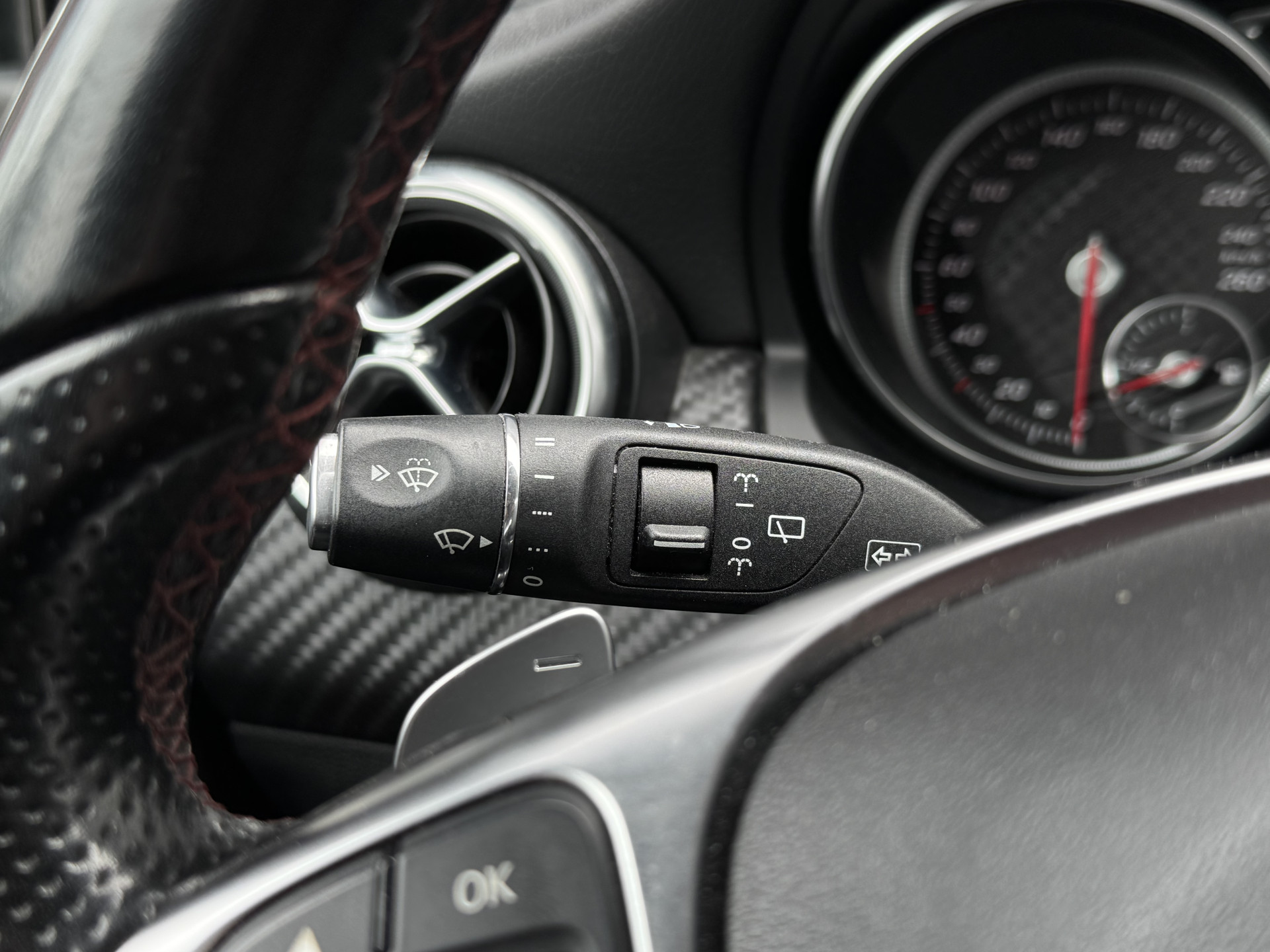 Mercedes-Benz A-Klasse 180 AMG Night Edition Plus