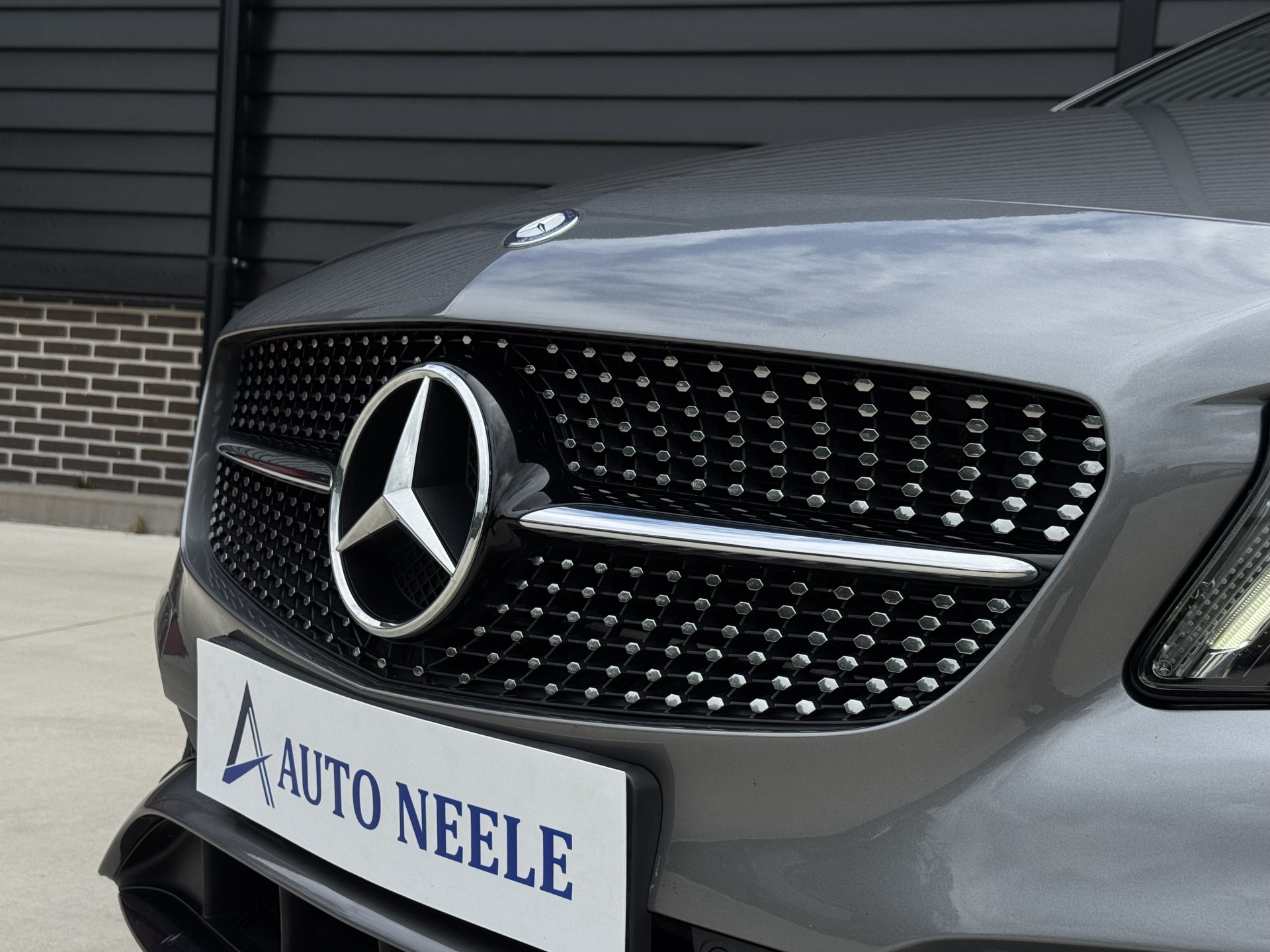 Mercedes-Benz A-Klasse 180 AMG Night Edition Plus