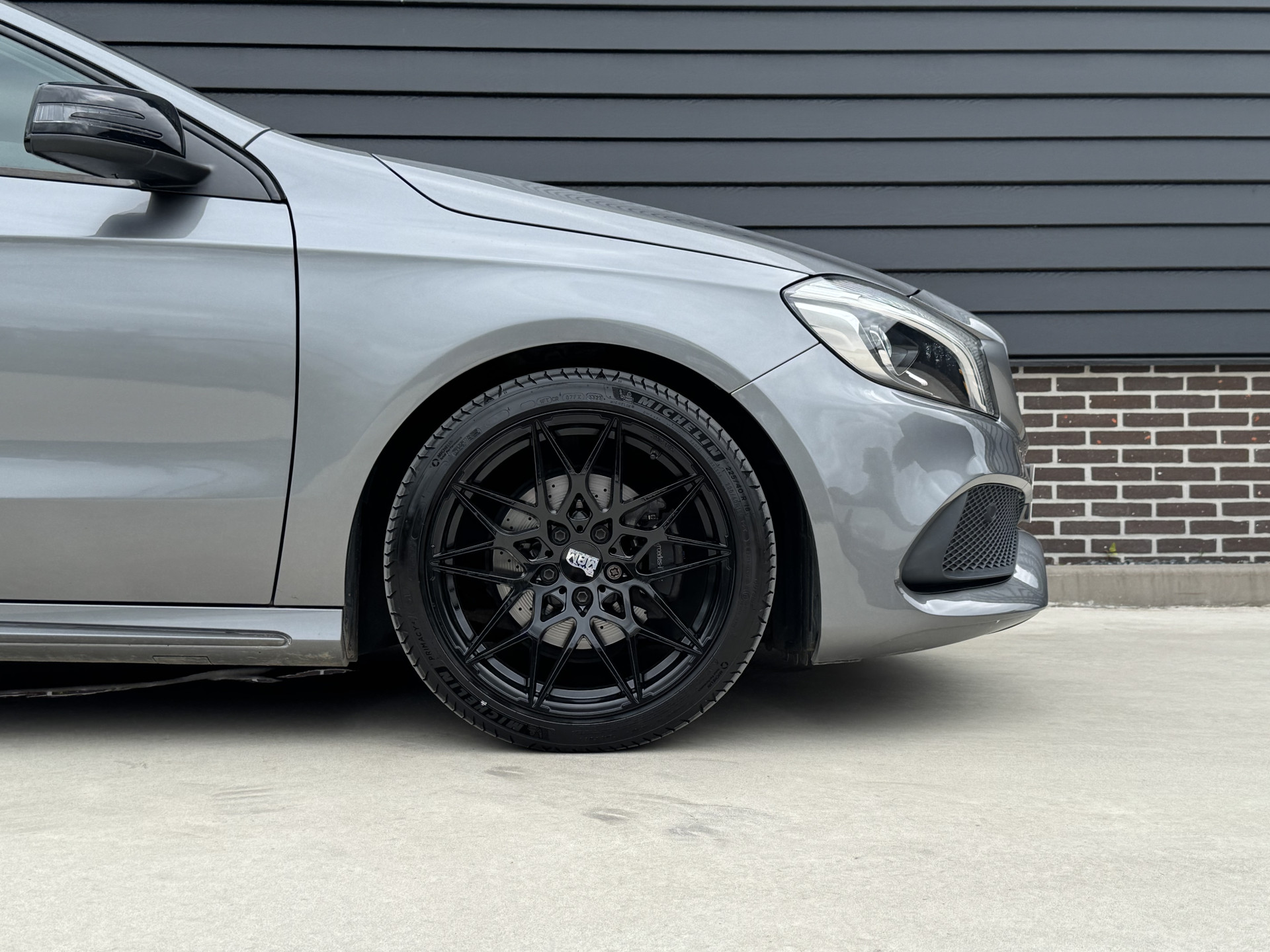 Mercedes-Benz A-Klasse 180 AMG Night Edition Plus