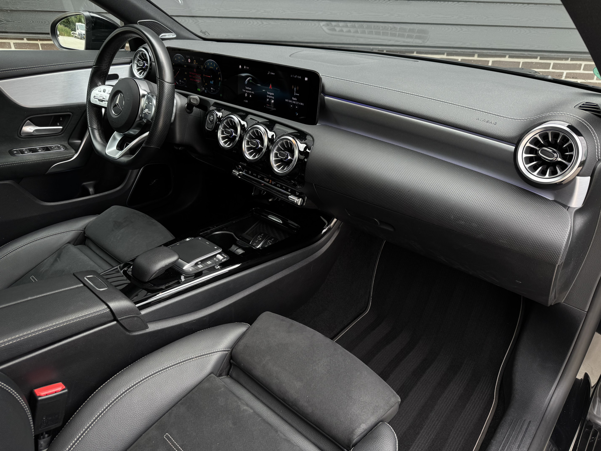 Mercedes-Benz CLA-Klasse 250e AMG Line