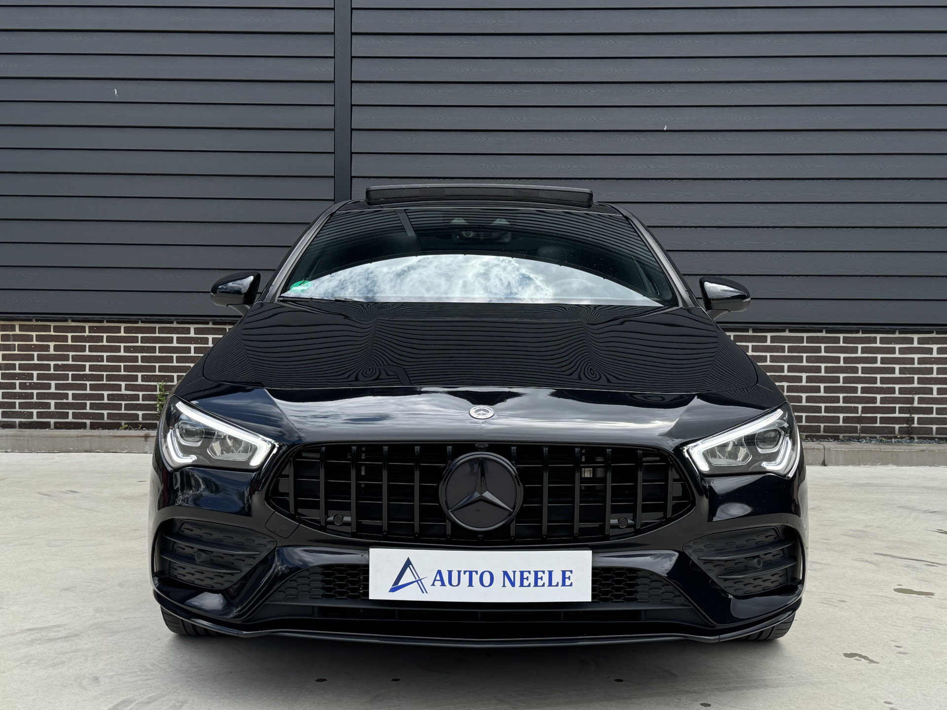 Mercedes-Benz CLA-Klasse 250e AMG Line