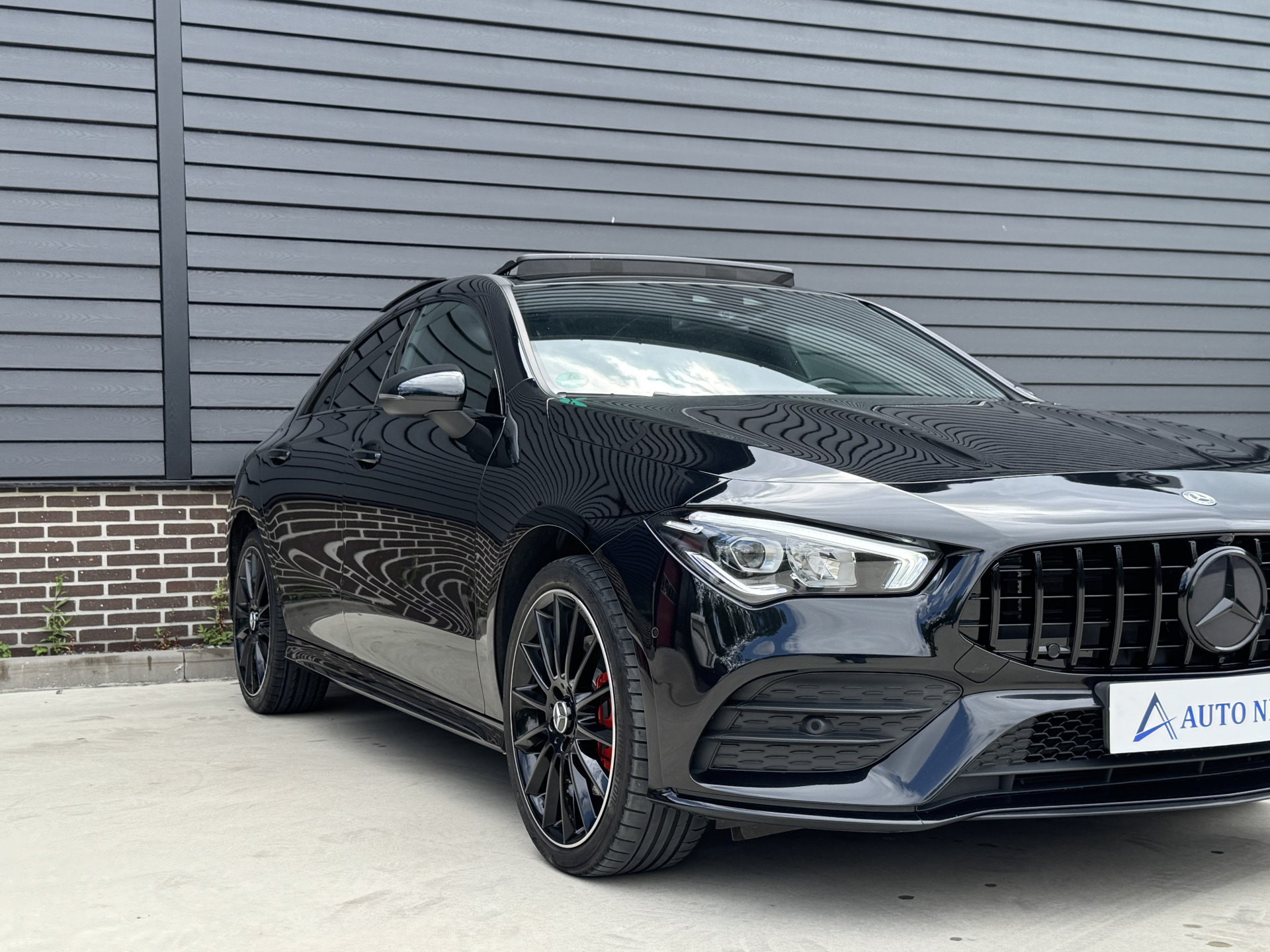 Mercedes-Benz CLA-Klasse 250e AMG Line